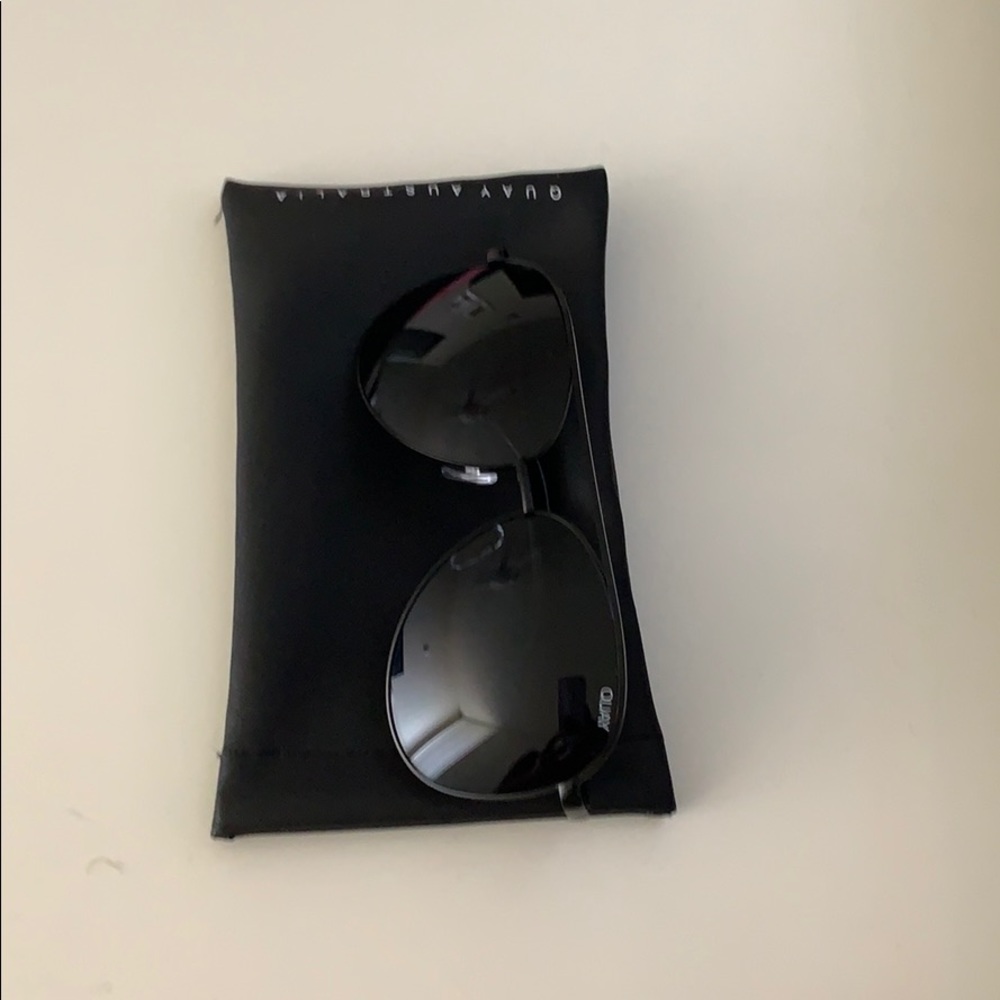 VIVIENNE QUAY AUSTRALIA SUNGLASSES